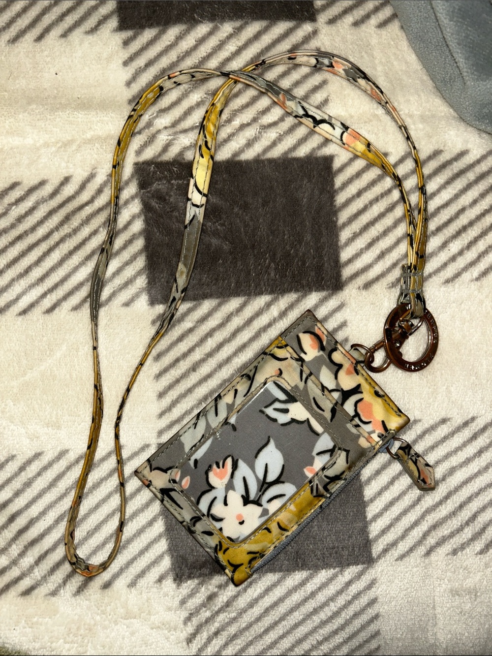 Floral Badge Holder Lanyard in Yellow and Gray - Women's Wallet